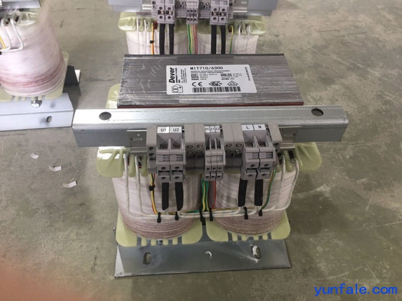 VNTR08施耐德型隔离变压器（8KVA）